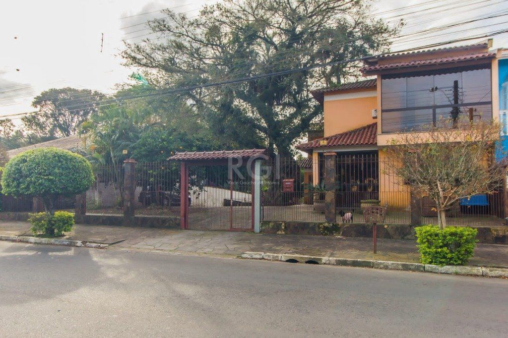 Casa à venda com 4 quartos, 300m² - Foto 60