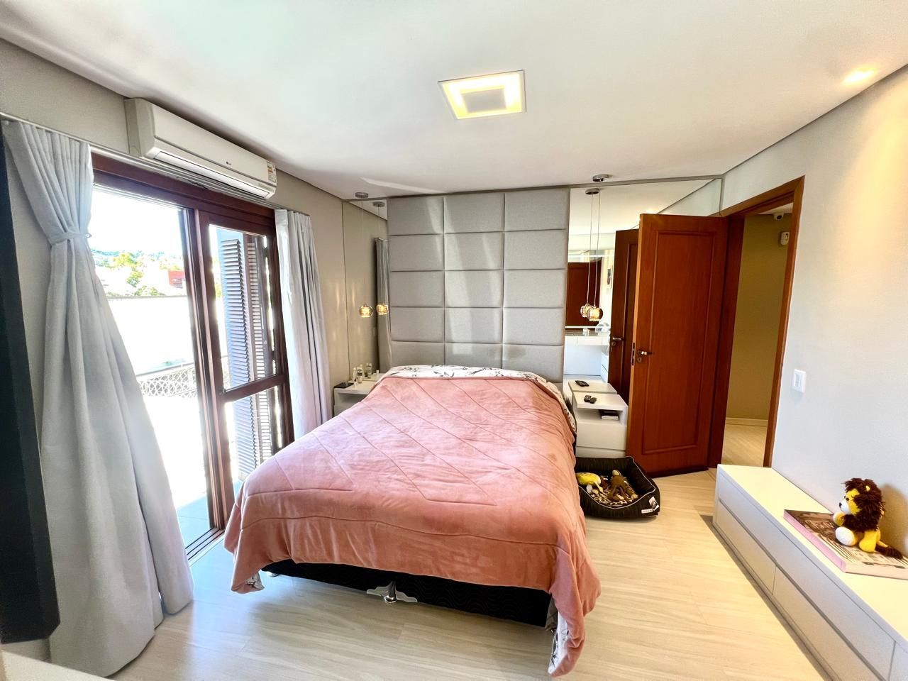 Casa à venda com 3 quartos, 278m² - Foto 13