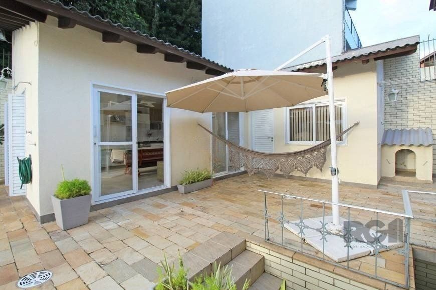 Casa à venda com 3 quartos, 245m² - Foto 28