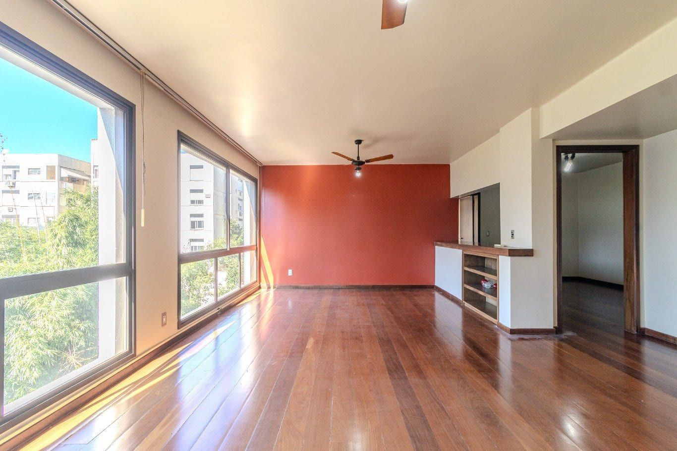 Apartamento de 3 dormitorios à venda em Mont Serrat - Porto Alegre