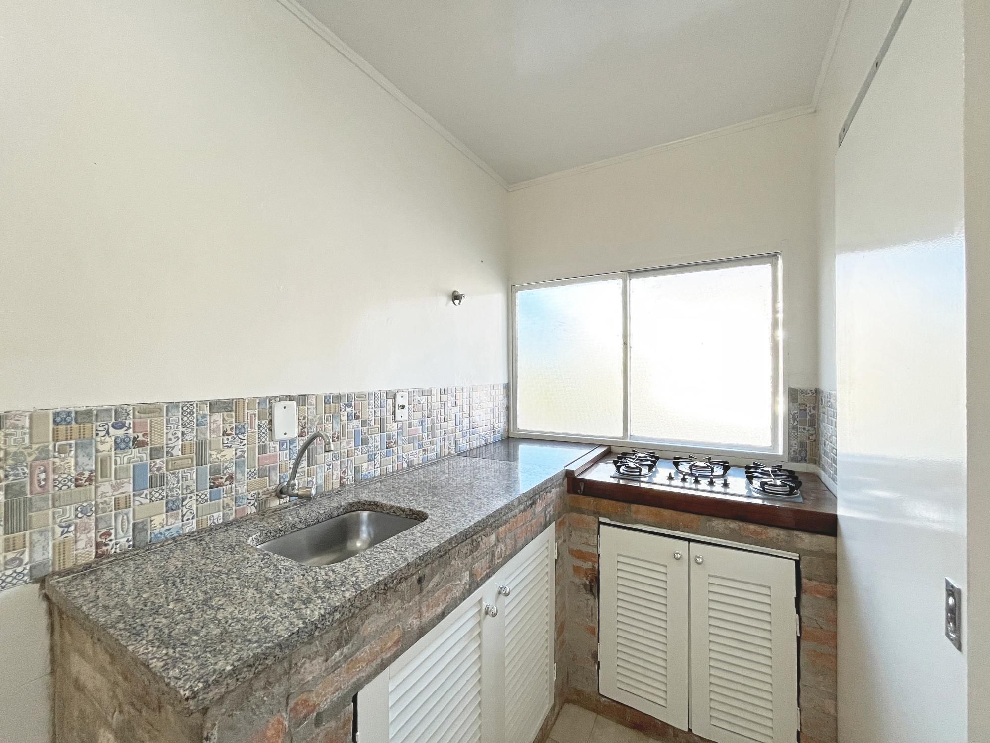 Apartamento à venda com 1 quarto, 42m² - Foto 12