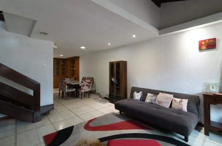 Casa à venda com 3 quartos, 203m² - Foto 4