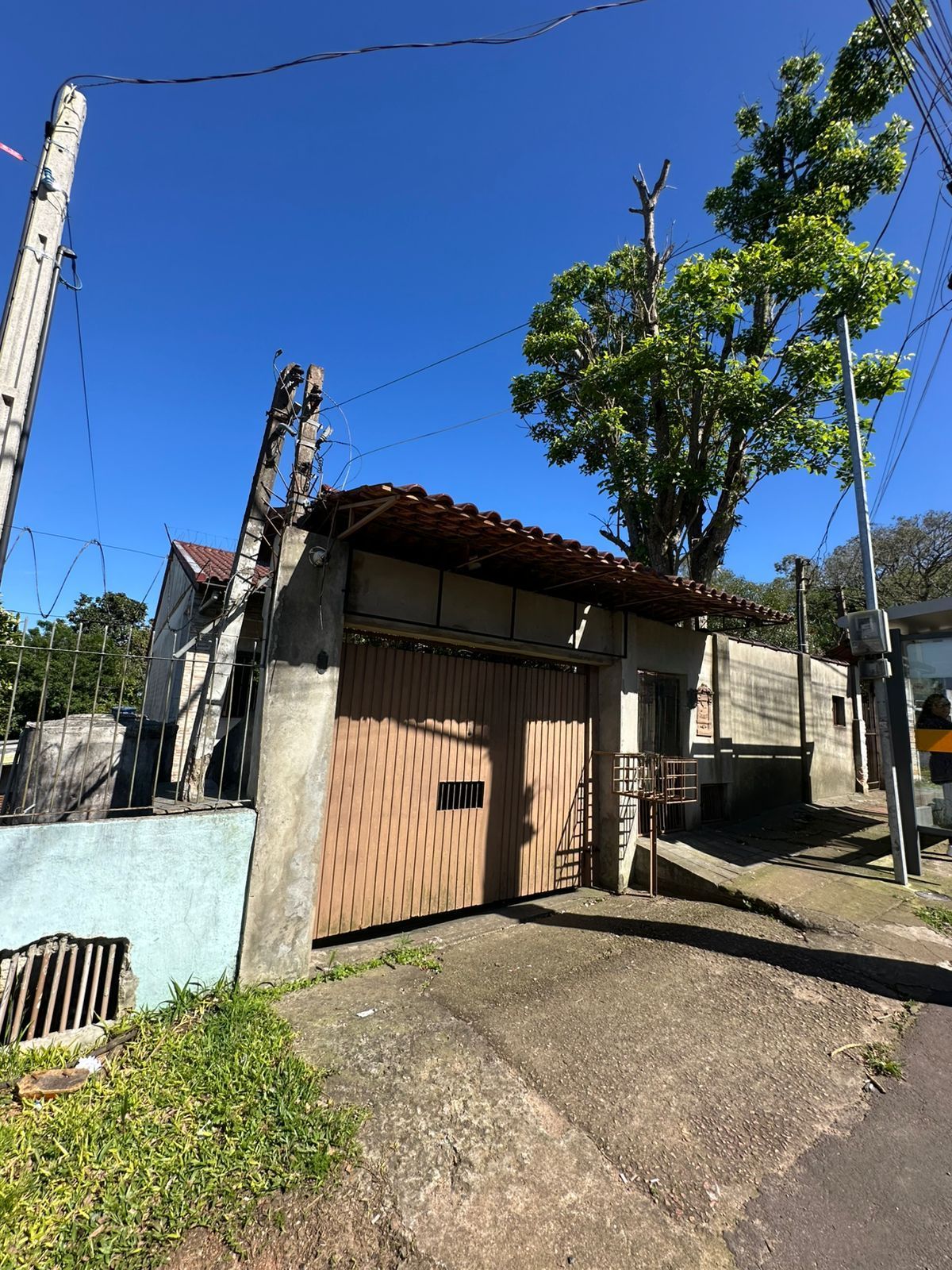 Casa à Venda no Bairro Cascata – 3 Dormitórios, Suíte, Piscina e Área de Lazer