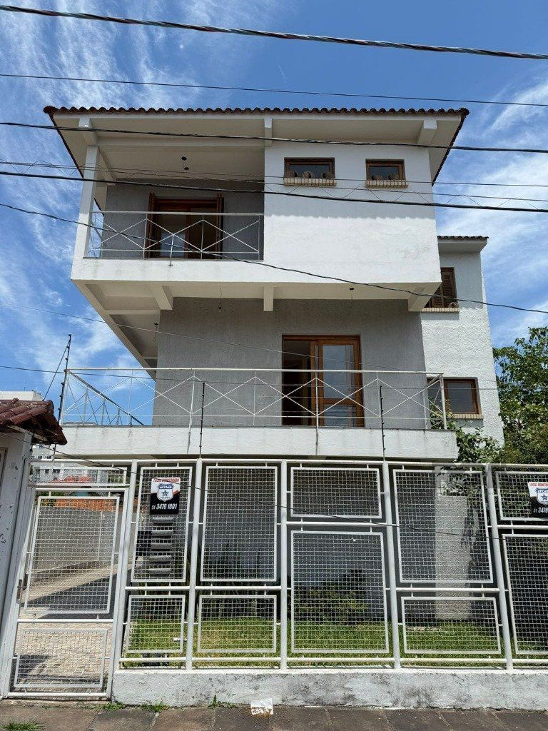 Casa, 3 quartos, 194 m² - Foto 2