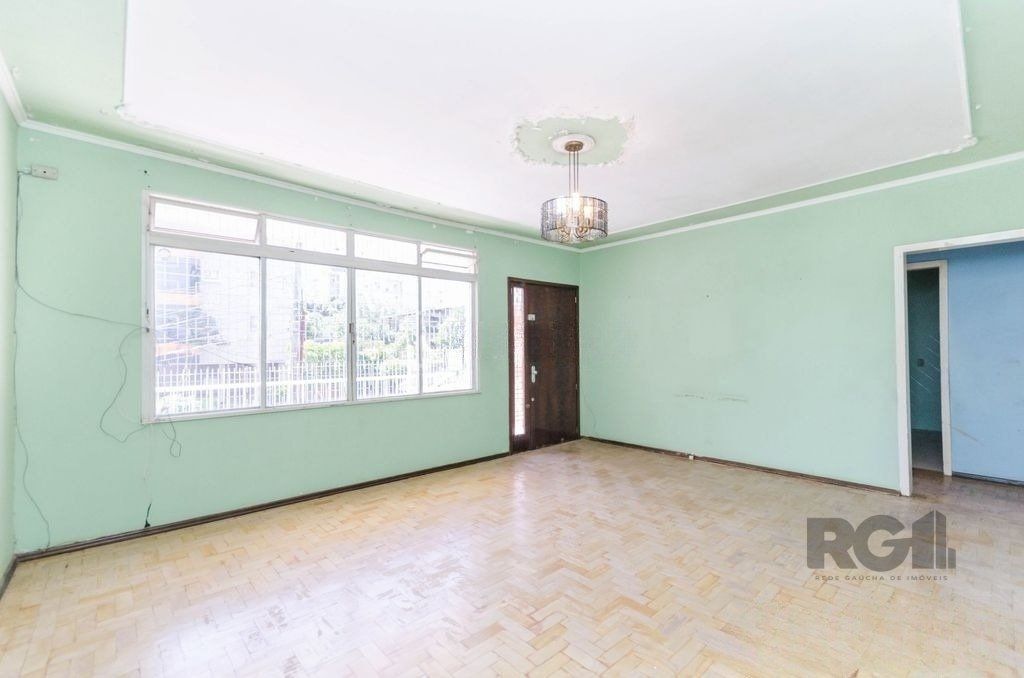 Casa, 3 quartos, 318 m² - Foto 1