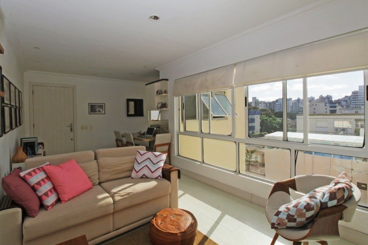 Apartamento de 2 dormitorios à venda em Bairro Petrópolis, Porto Alegre.