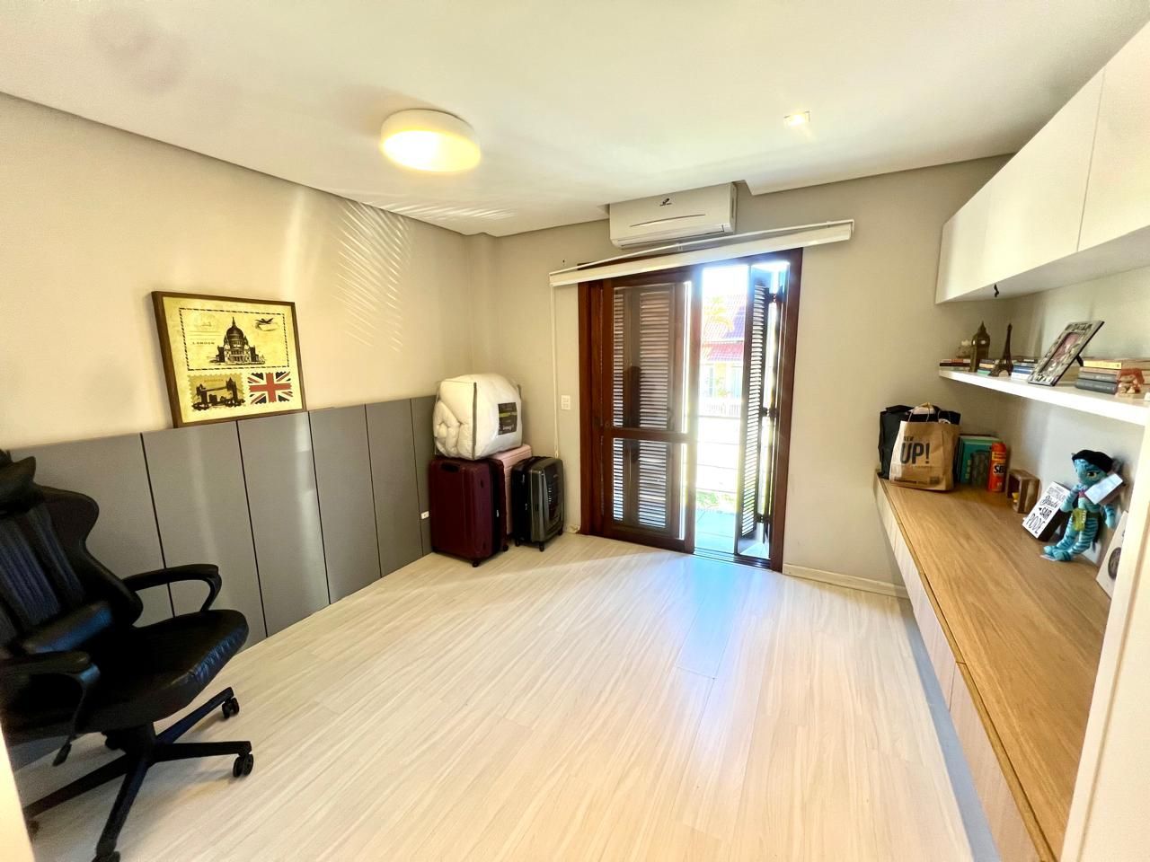 Casa à venda com 3 quartos, 278m² - Foto 21