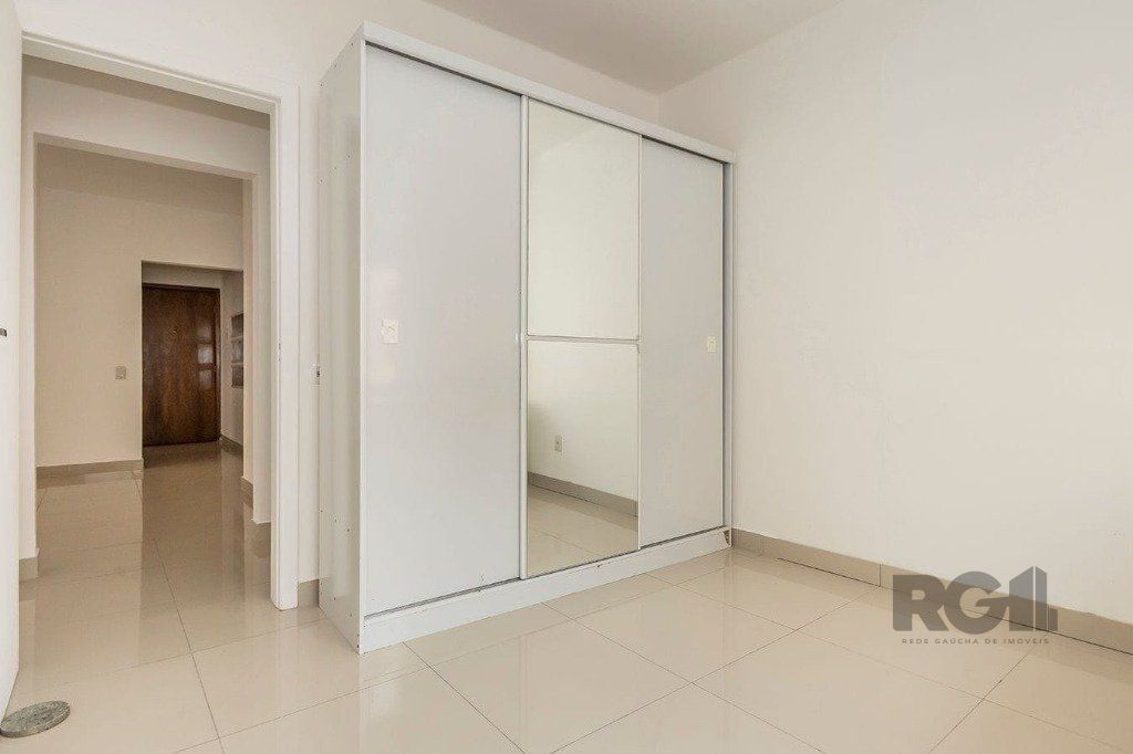 Apartamento à venda com 2 quartos, 75m² - Foto 7