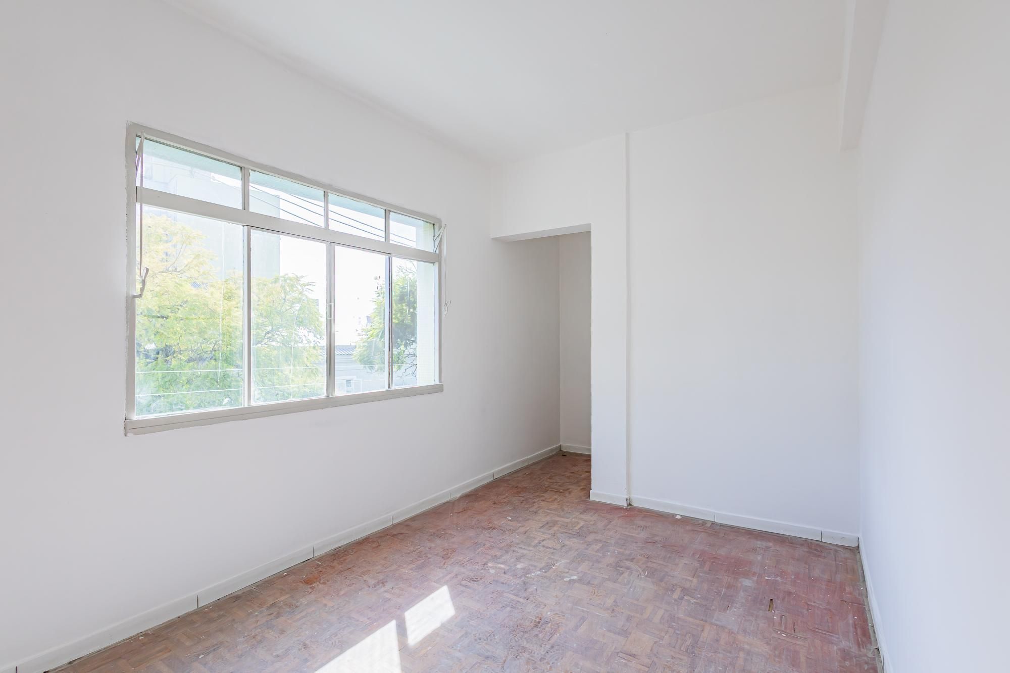 Apartamento à venda com 33m², 1 quarto no bairro Floresta em Porto Alegre