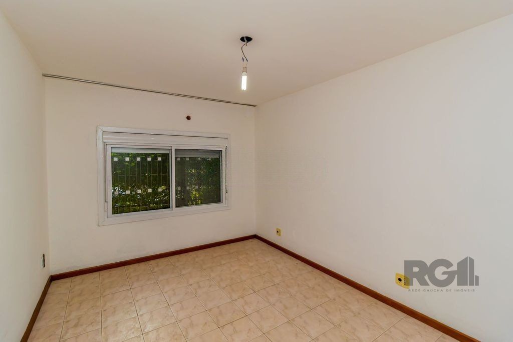 Casa à venda com 4 quartos, 231m² - Foto 6