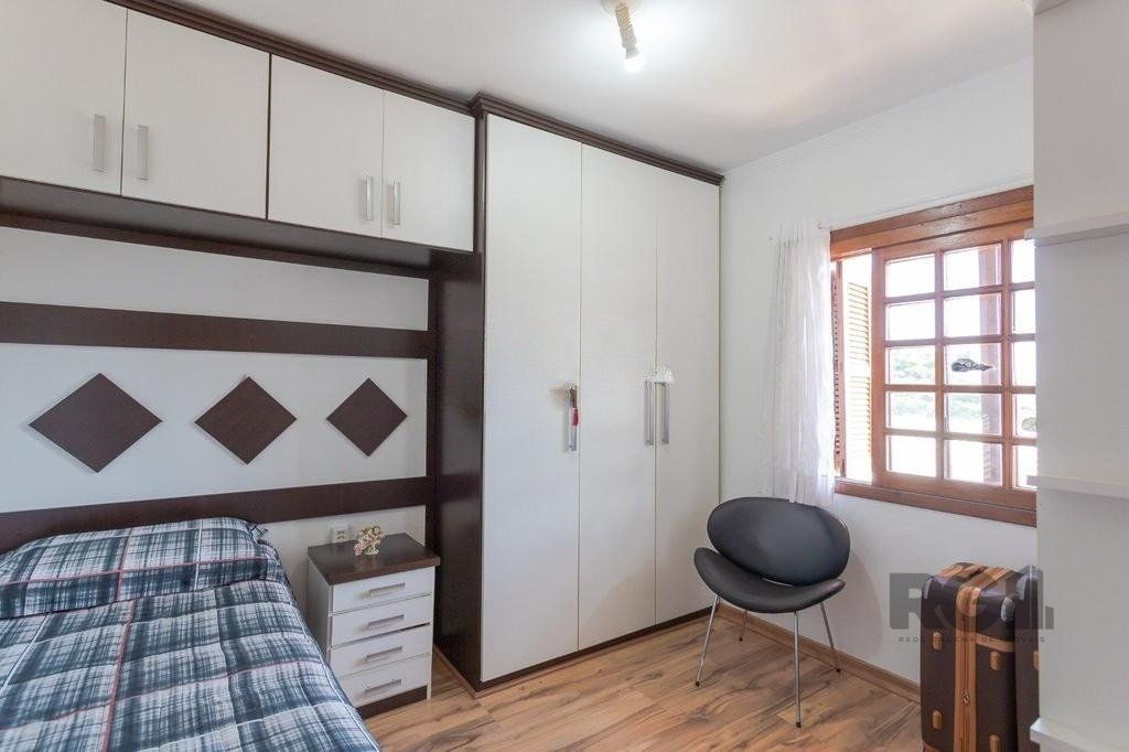 Casa à venda com 4 quartos, 229m² - Foto 37