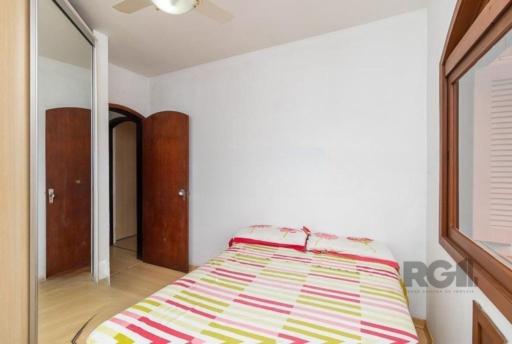 Casa à venda com 5 quartos, 245m² - Foto 19
