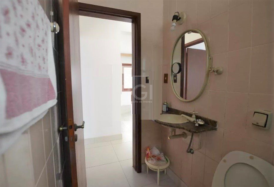 Casa à venda com 4 quartos, 267m² - Foto 26