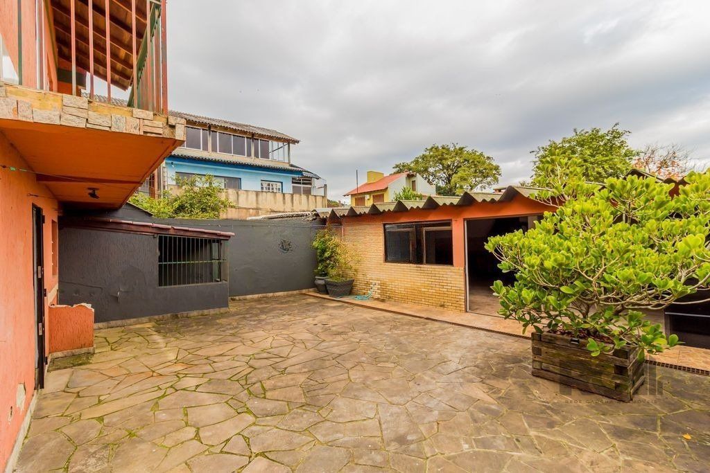 Casa à venda com 4 quartos, 231m² - Foto 32