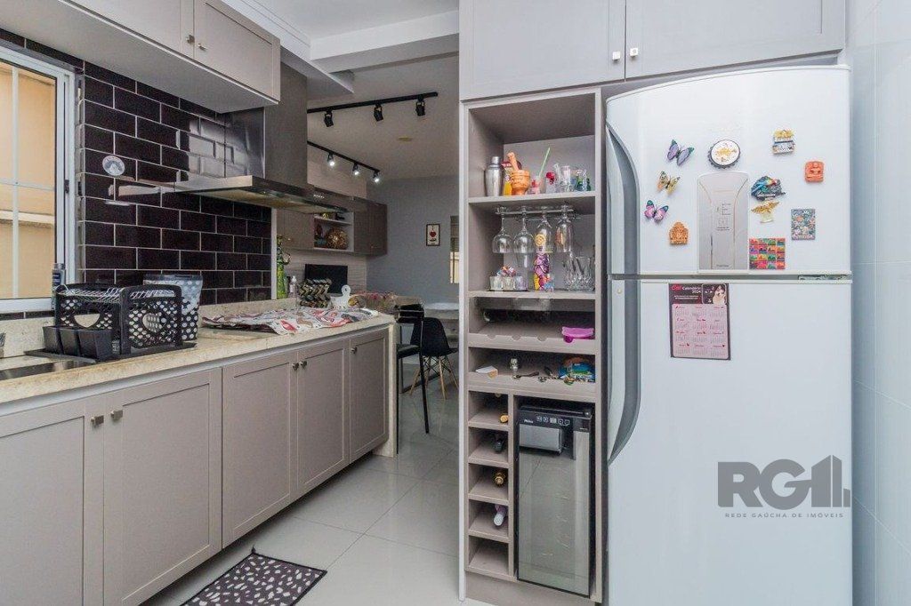 Casa à venda com 2 quartos, 183m² - Foto 8