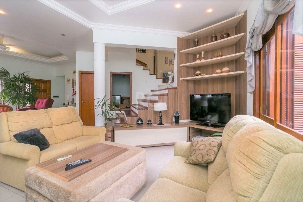 Casa à venda com 3 quartos, 279m² - Foto 7