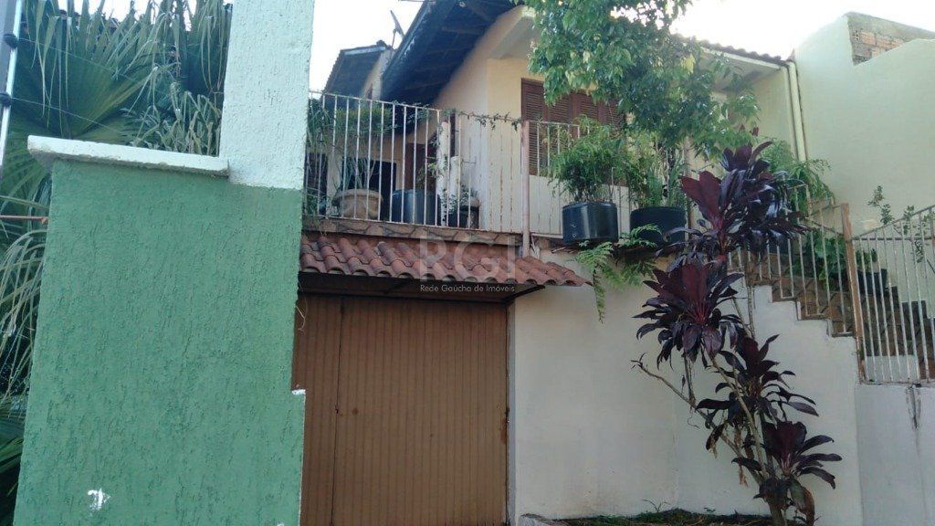 Casa, 2 quartos, 200 m² - Foto 1