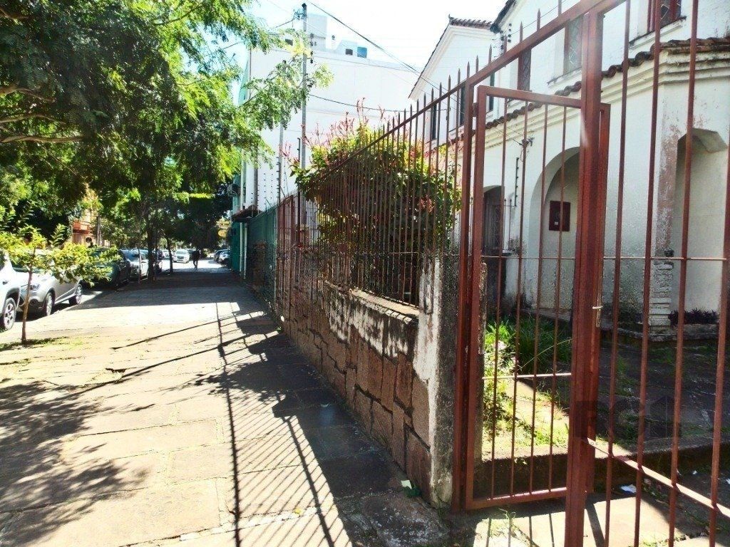 Casa 3 Dormitório(s) Bairro Menino Deus