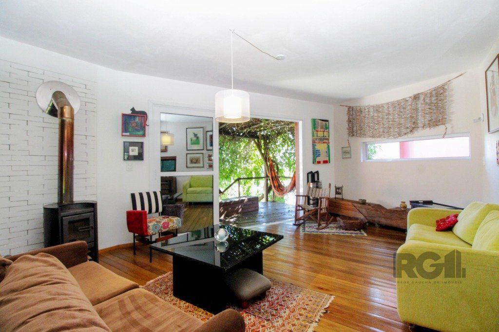Casa à venda com 3 quartos, 194m² - Foto 3