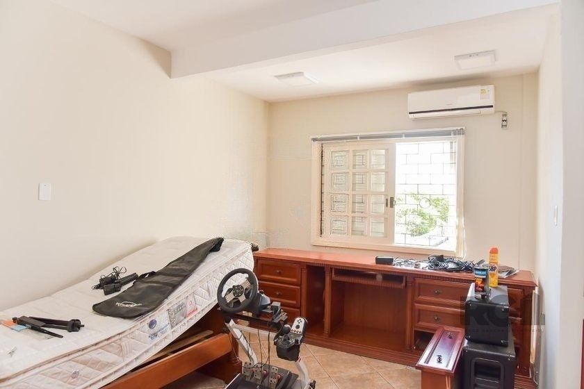 Casa à venda com 5 quartos, 197m² - Foto 27