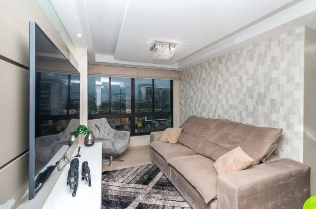 Apartamento de 3 dormitórios (suíte), mobiliado,80m2, com churrasqueira, vaga, e infra completa. — foto 2