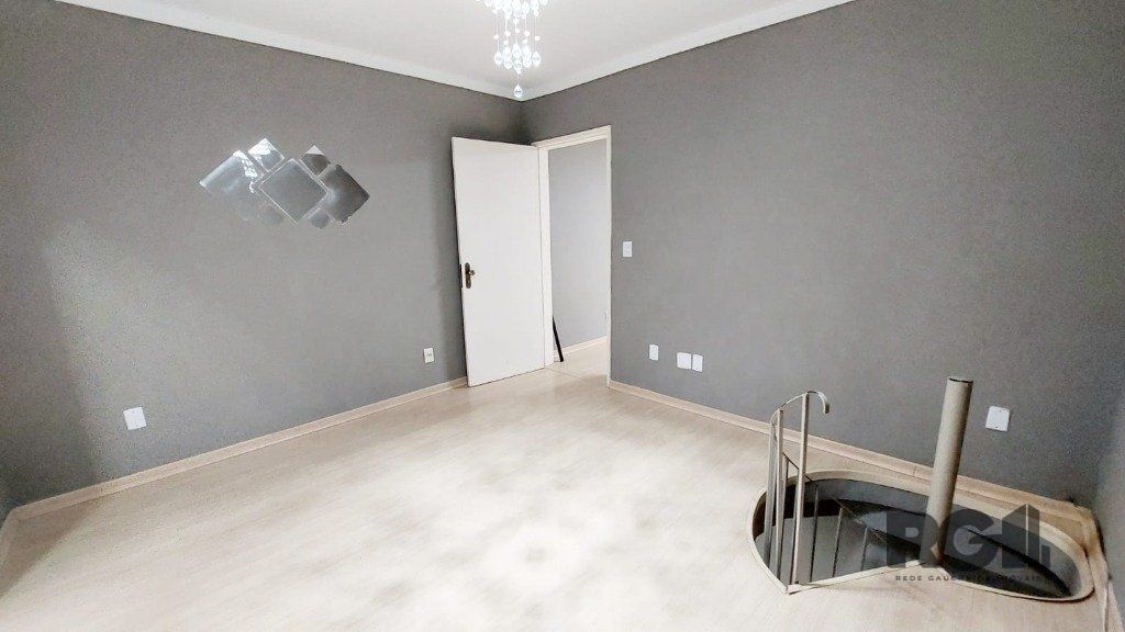 Casa à venda com 3 quartos, 200m² - Foto 6