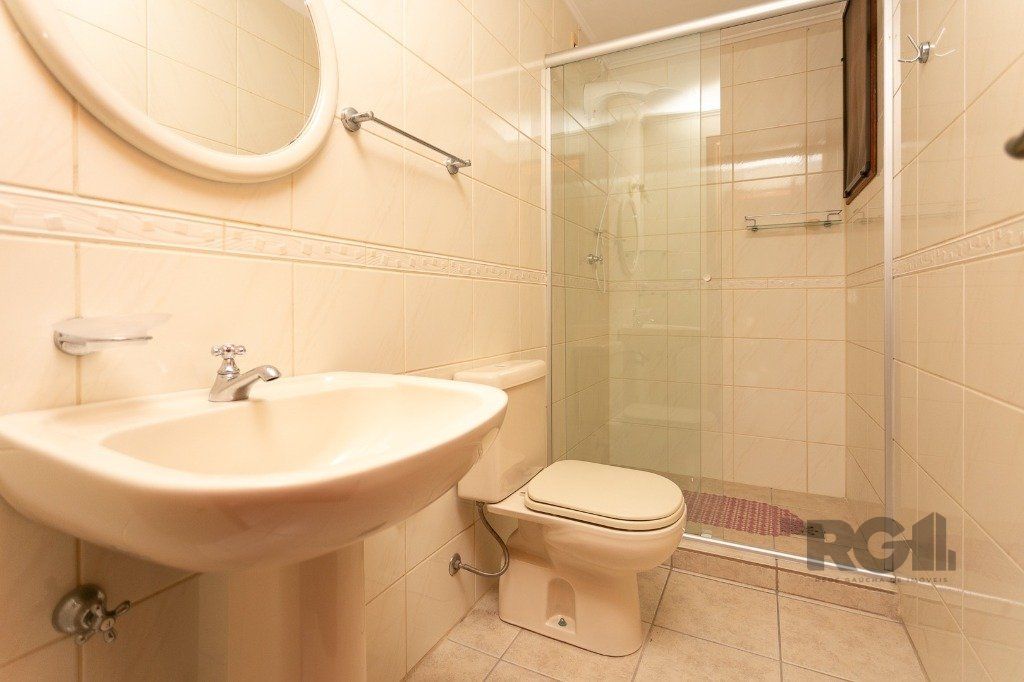 Casa à venda com 5 quartos, 265m² - Foto 6