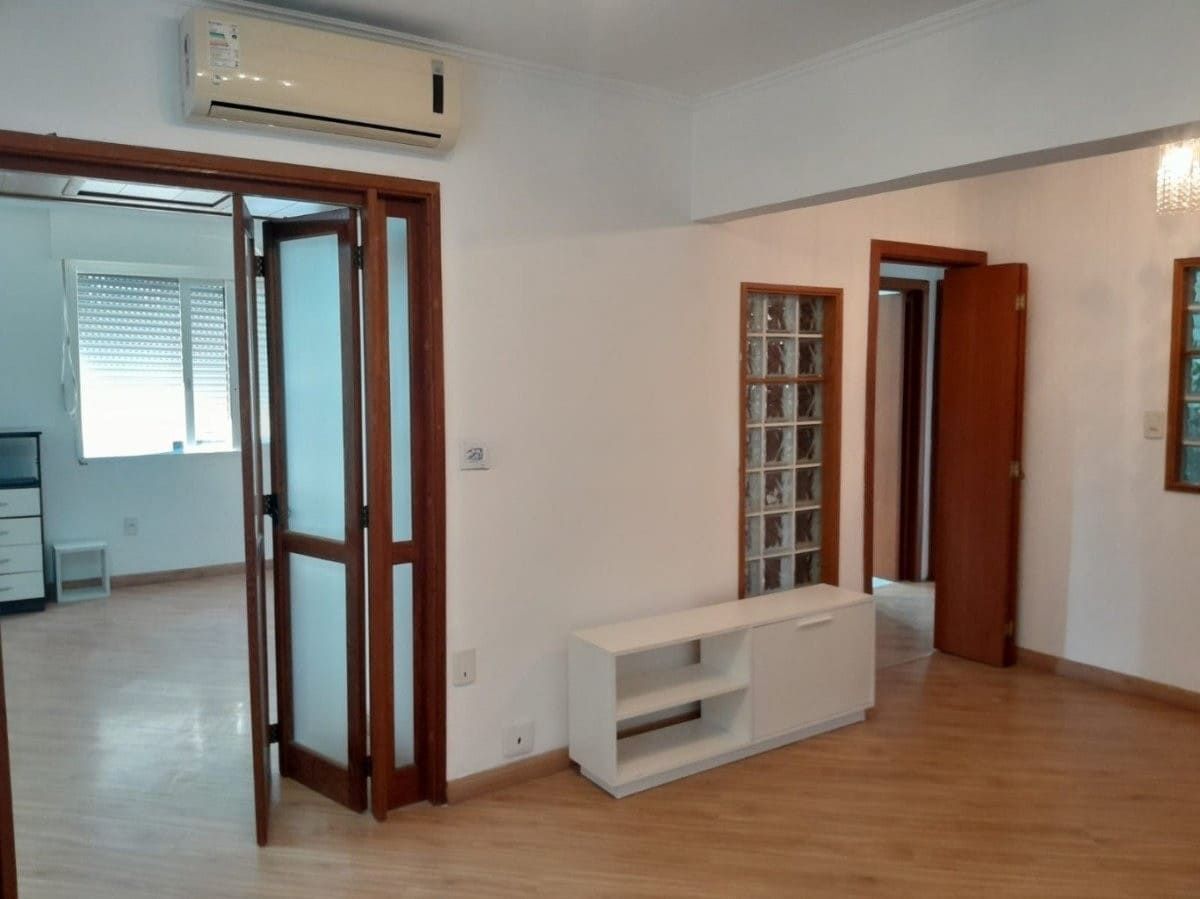 Apartamento de 2 dormitorios á venda no Bairro Cristal - Porto Alegre
