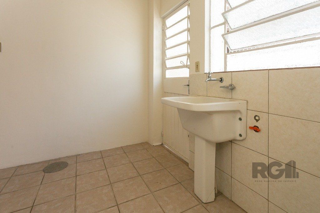 Casa à venda com 5 quartos, 265m² - Foto 41