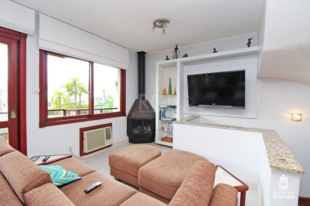 Casa de Condomínio à venda com 3 quartos, 324m² - Foto 3