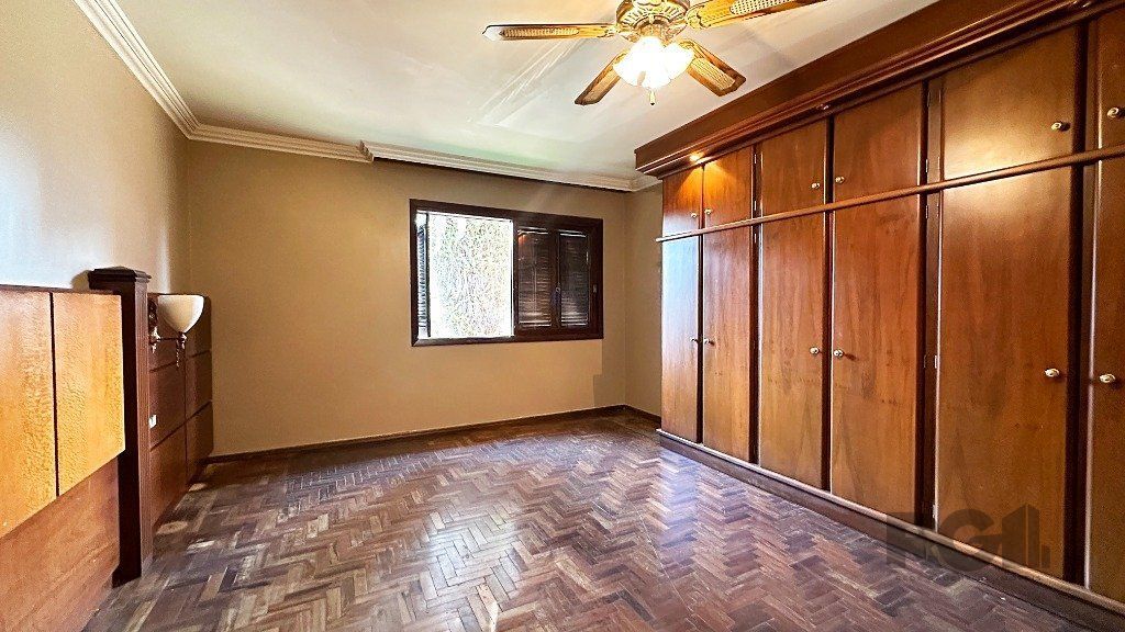 Casa à venda com 4 quartos, 351m² - Foto 5