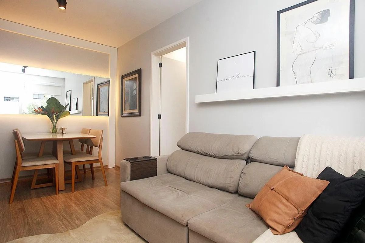 Apartamento de 02 dormitorios no bairro Santana