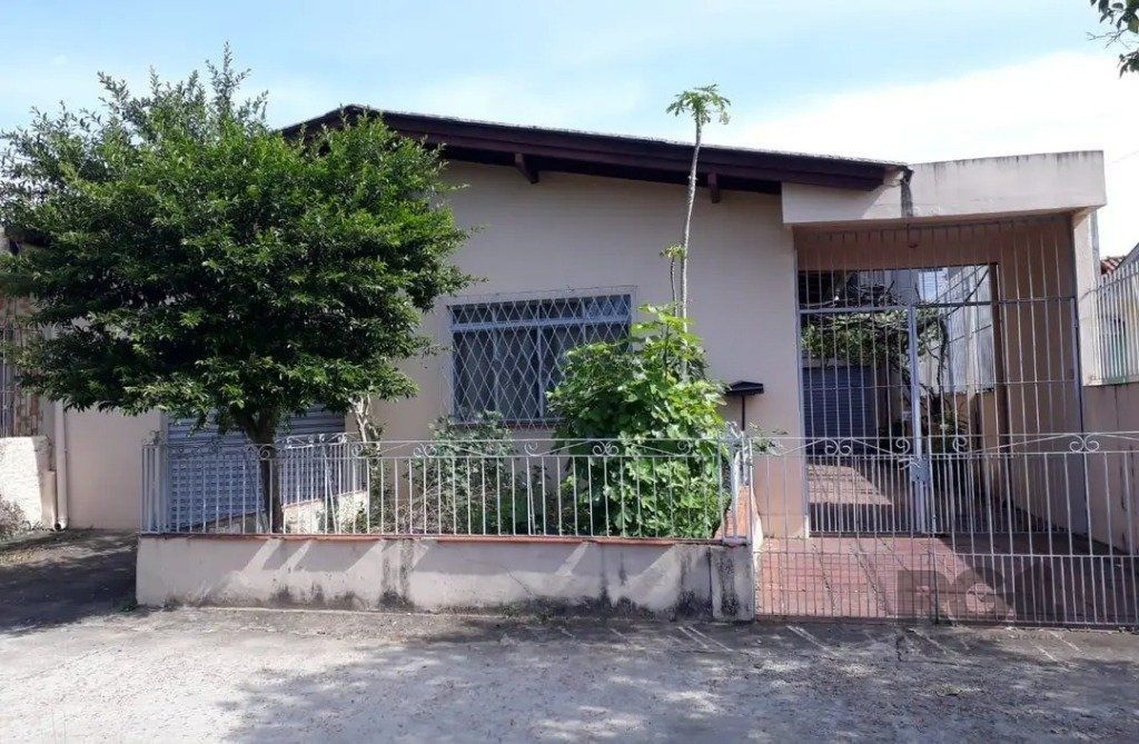 Casa, 5 quartos, 268 m² - Foto 1