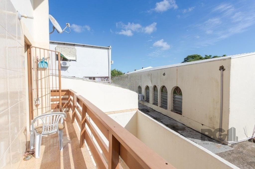 Casa à venda com 4 quartos, 229m² - Foto 11