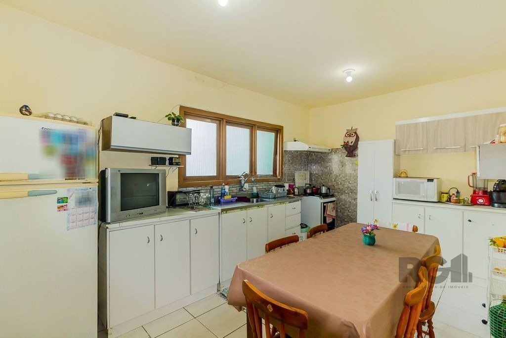 Casa à venda com 5 quartos, 242m² - Foto 20