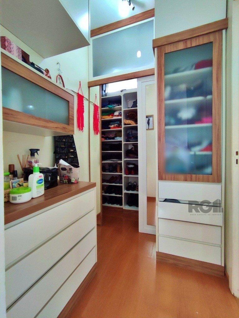 Casa à venda com 4 quartos, 233m² - Foto 17