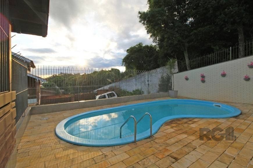 Casa à venda com 3 quartos, 245m² - Foto 32