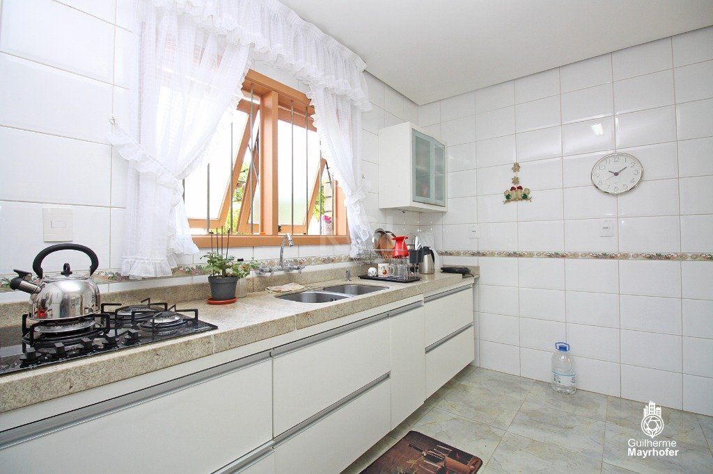 Casa à venda com 3 quartos, 354m² - Foto 23