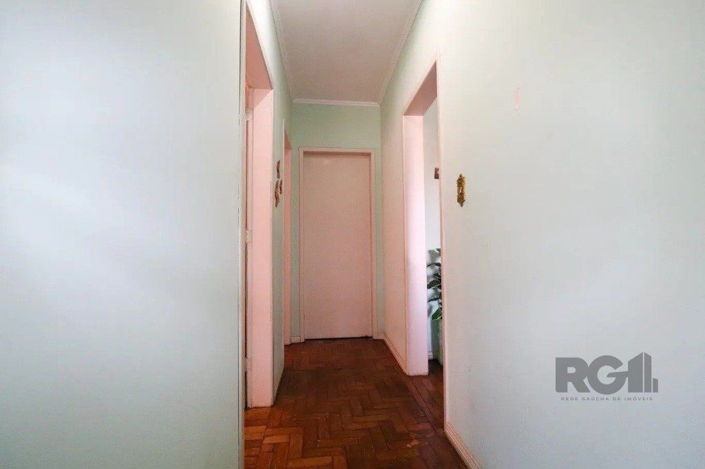 Casa à venda com 3 quartos, 233m² - Foto 5