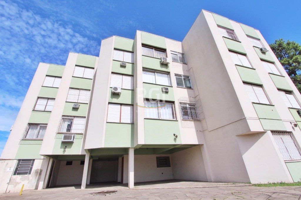 Apartamento à venda com 67m², 2 quartos no bairro Teresópolis em Porto Alegre
