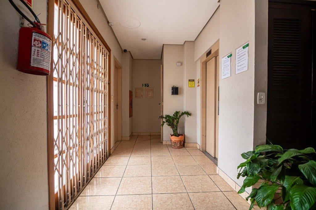 Apartamento à venda com 2 quartos, 50m² - Foto 19
