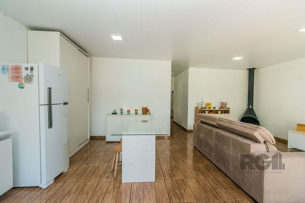 Casa à venda com 2 quartos, 98m² - Foto 9