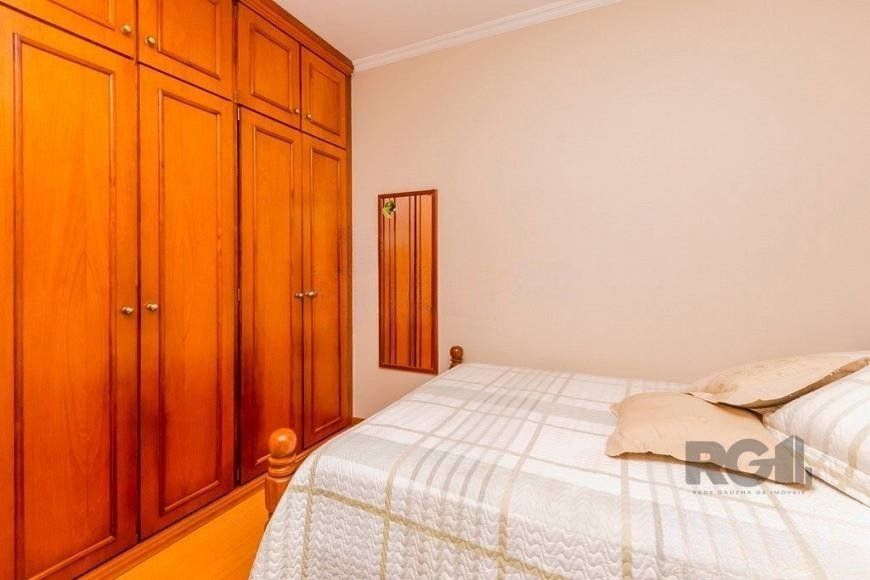 Casa à venda com 4 quartos, 380m² - Foto 12