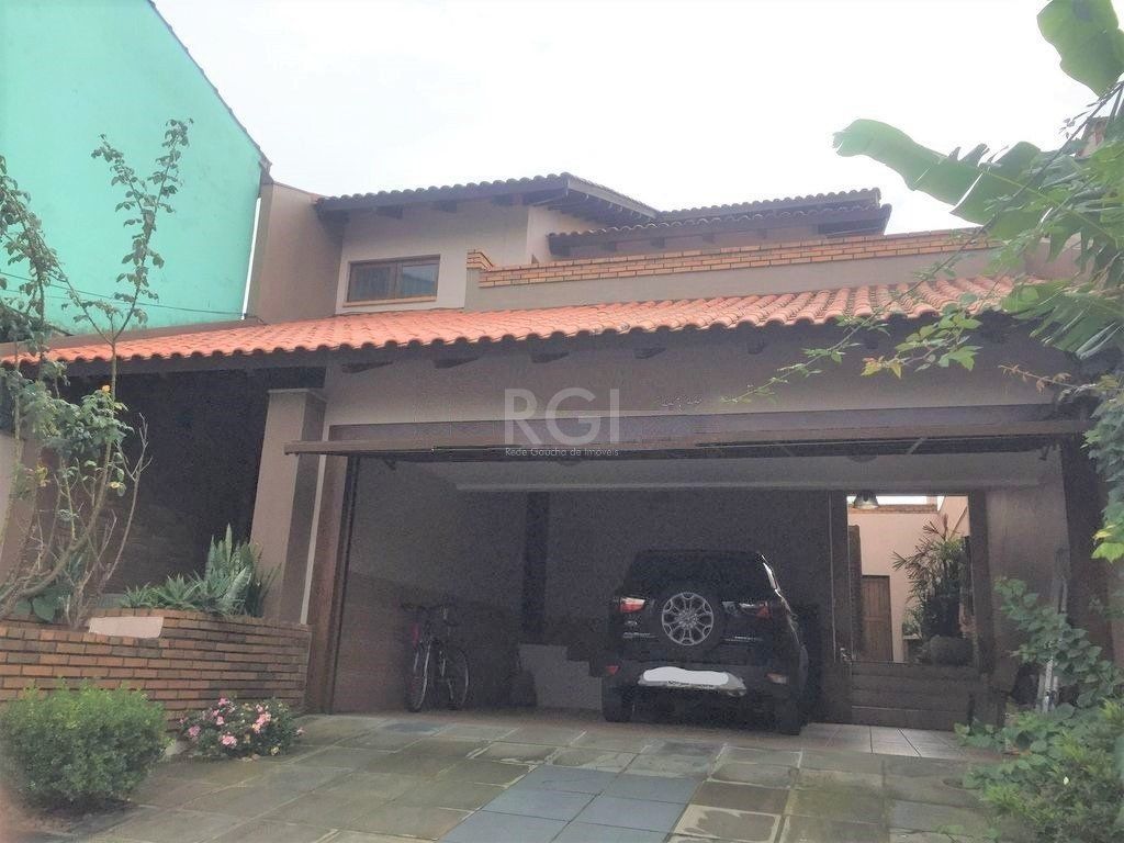 Casa, 3 quartos, 270 m² - Foto 1