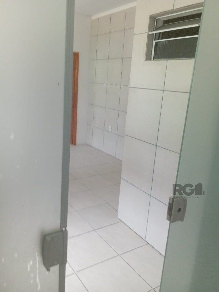 Casa à venda com 2 quartos, 75m² - Foto 13