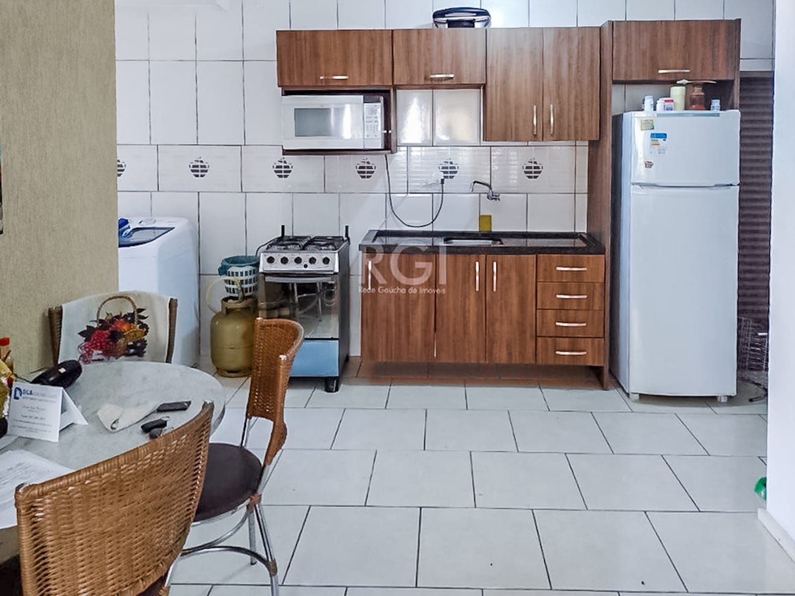 Apartamento à venda com 2 quartos, 61m² - Foto 4