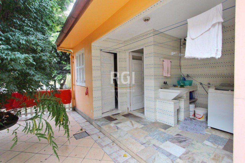 Casa à venda com 3 quartos, 250m² - Foto 22