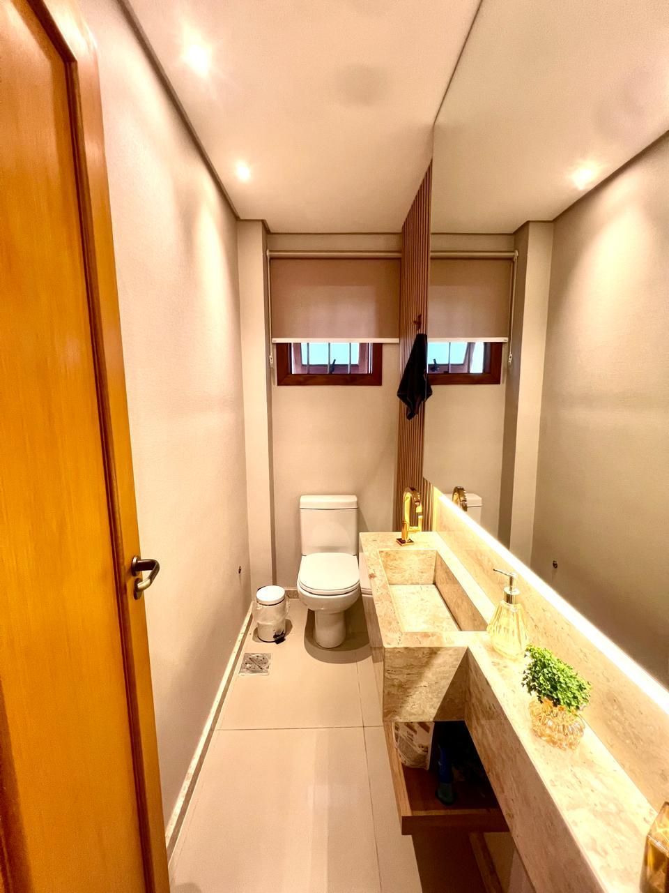 Casa à venda com 3 quartos, 278m² - Foto 6