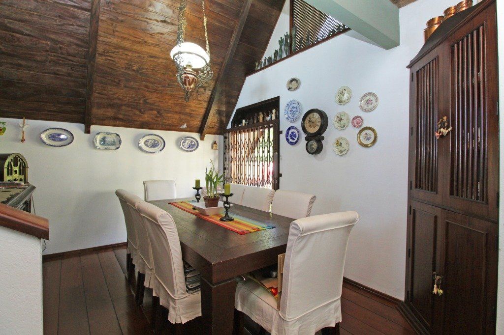 Casa à venda com 3 quartos, 235m² - Foto 15