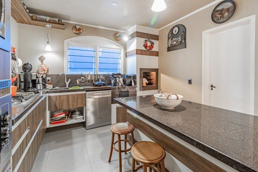 Casa, 3 quartos, 284 m² - Foto 8